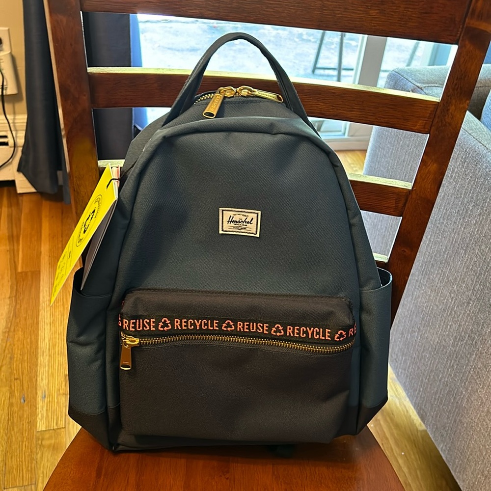 Herschel nova mid